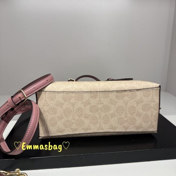Last 1‼️Coach Mollie Tote Bag 25 Signature Canvas With Heart Charm CDF03 - Picture 9 of 10